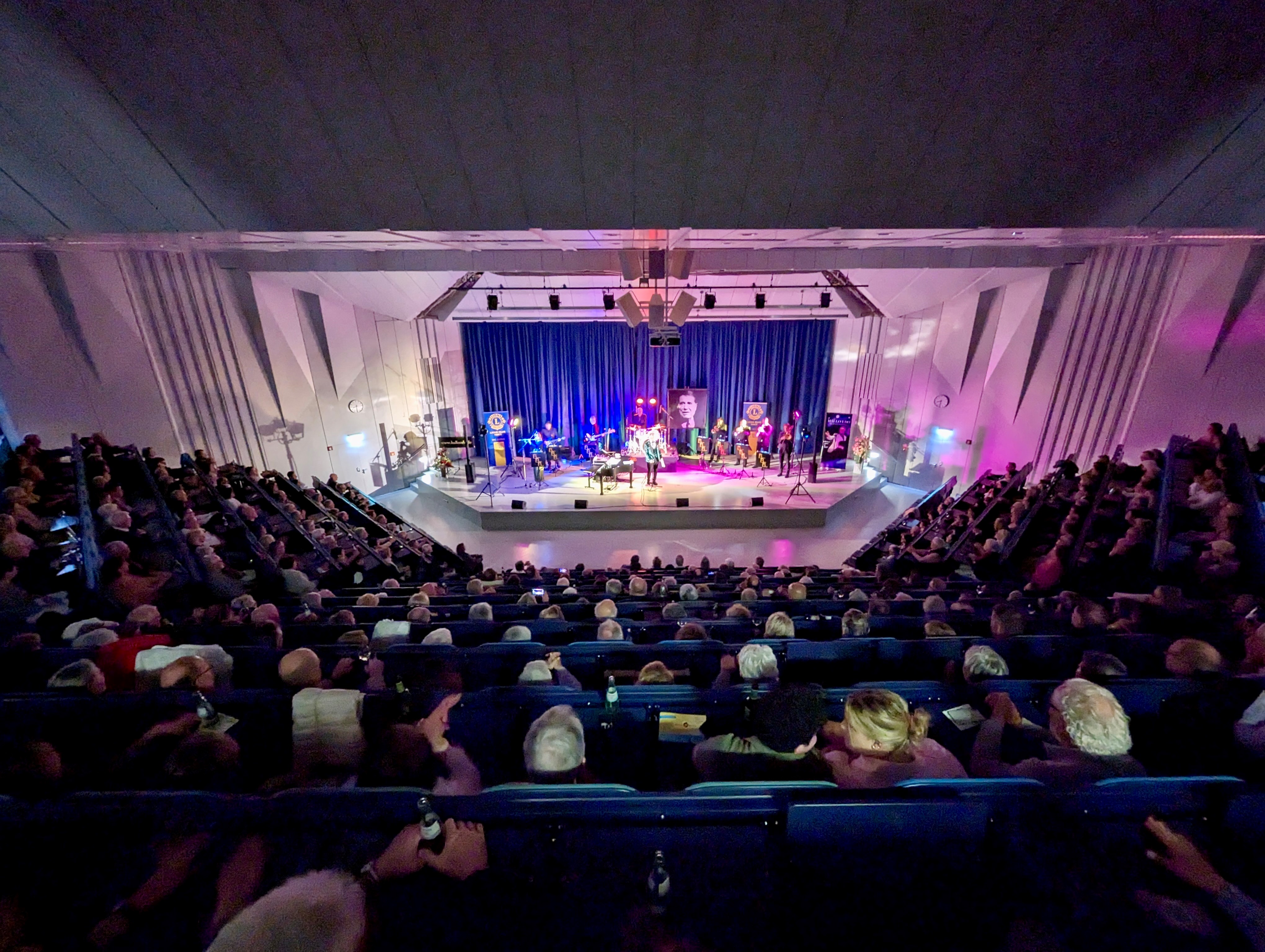 Benefizkonzert Lions Club Trier - Dr. Richard Bauer & Orchester: Hallo Udo - Eine musikalische Hommage an Udo Jürgens